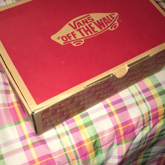 SOLD—High top vans🖤 - Picture 2 of 4